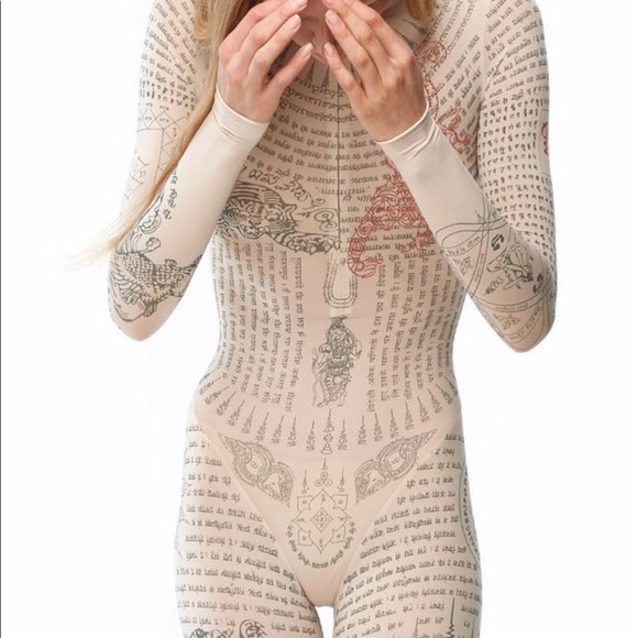 ISO TTSWTRS SS21 Mantra Overall Jumpsuit Sanskrit print - Picture 3 of 4